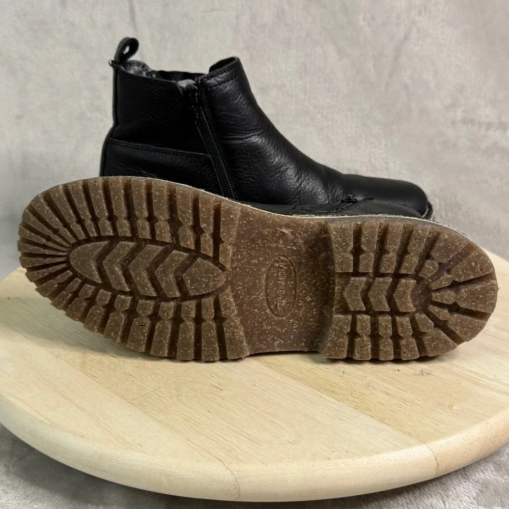 Steve Madden B Clay Black Leather Chelsea Boots Womens Size 5 Zip Lug Sole Ankle